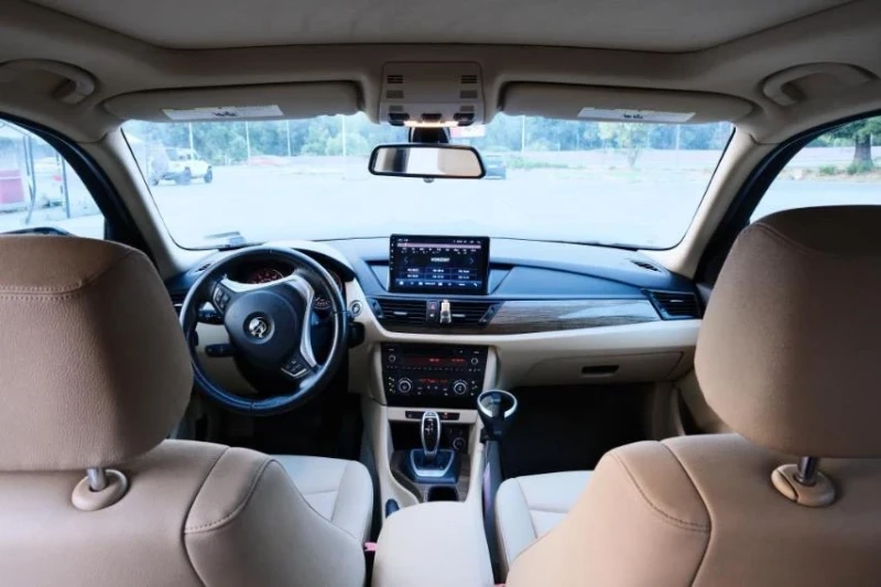 BMW X1, снимка 6 - Автомобили и джипове - 51387494