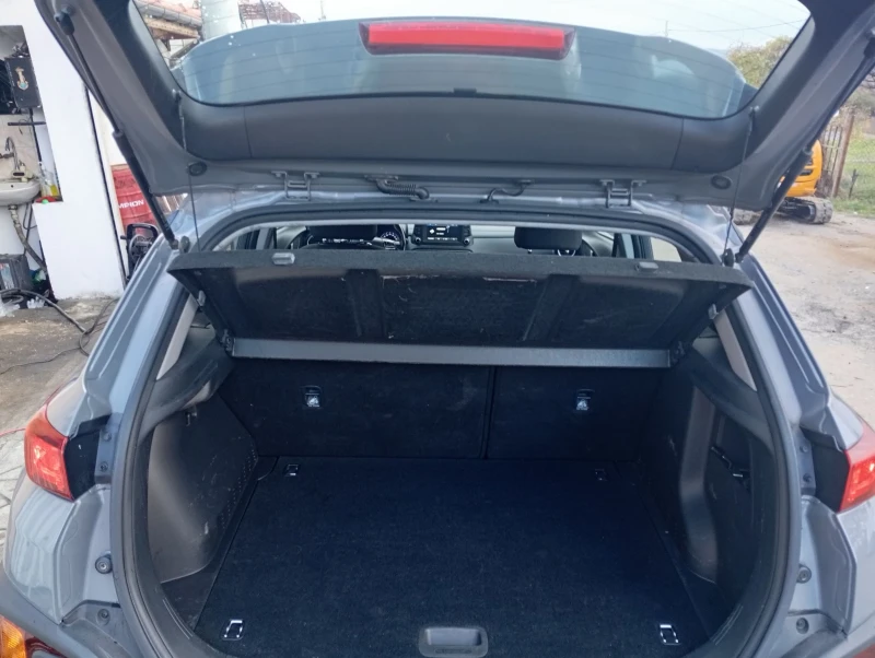 Hyundai Kona 1.6црди116кс, снимка 10 - Автомобили и джипове - 53087734