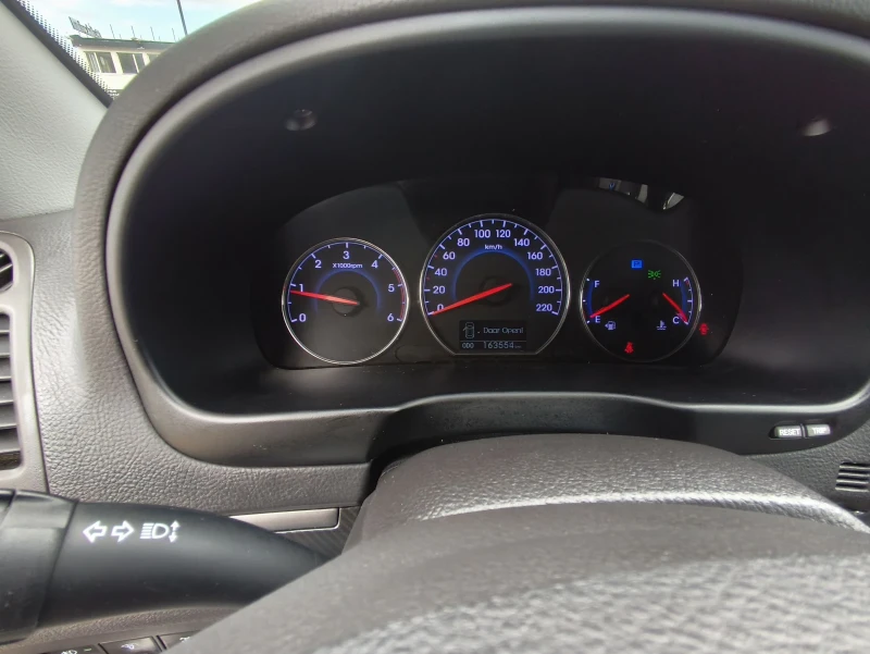 Hyundai Santa fe * 2.2crdi-16v-common rail-197ps* LUXURY* , снимка 14 - Автомобили и джипове - 53294880