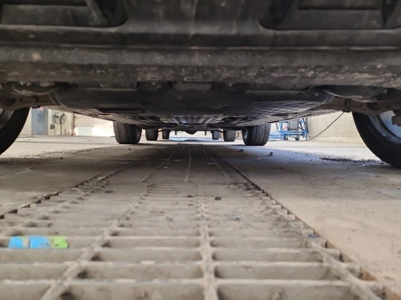 Mercedes-Benz GLC * AMG 43 * КУПЕ* DISTRONIC, снимка 17 - Автомобили и джипове - 53327749