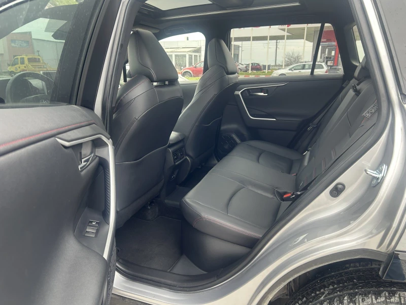 Toyota Rav4 2.5 Plug-in Hybrid AWD, 360, PANO, снимка 12 - Автомобили и джипове - 53476291