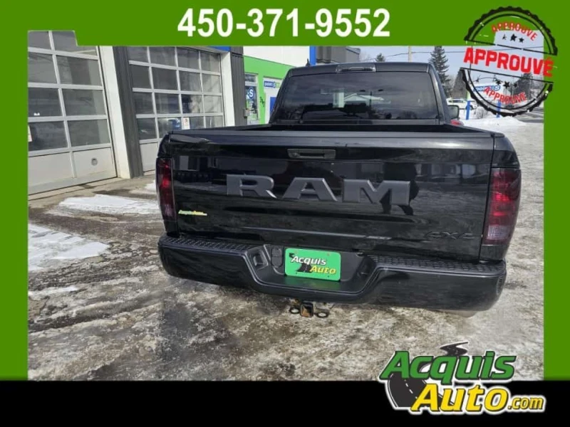 Dodge RAM 1500 * ST Quad Cab 4x4 caisse de 6 pi 4 po * CARFAX * Ц, снимка 4 - Автомобили и джипове - 53593635