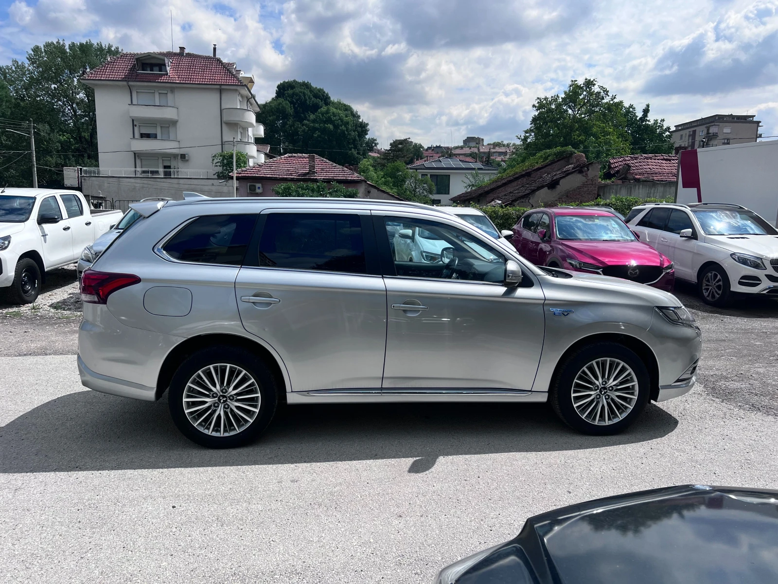 Mitsubishi Outlander 2.4PHEV, ШВЕЙЦАРИЯ - изображение 2