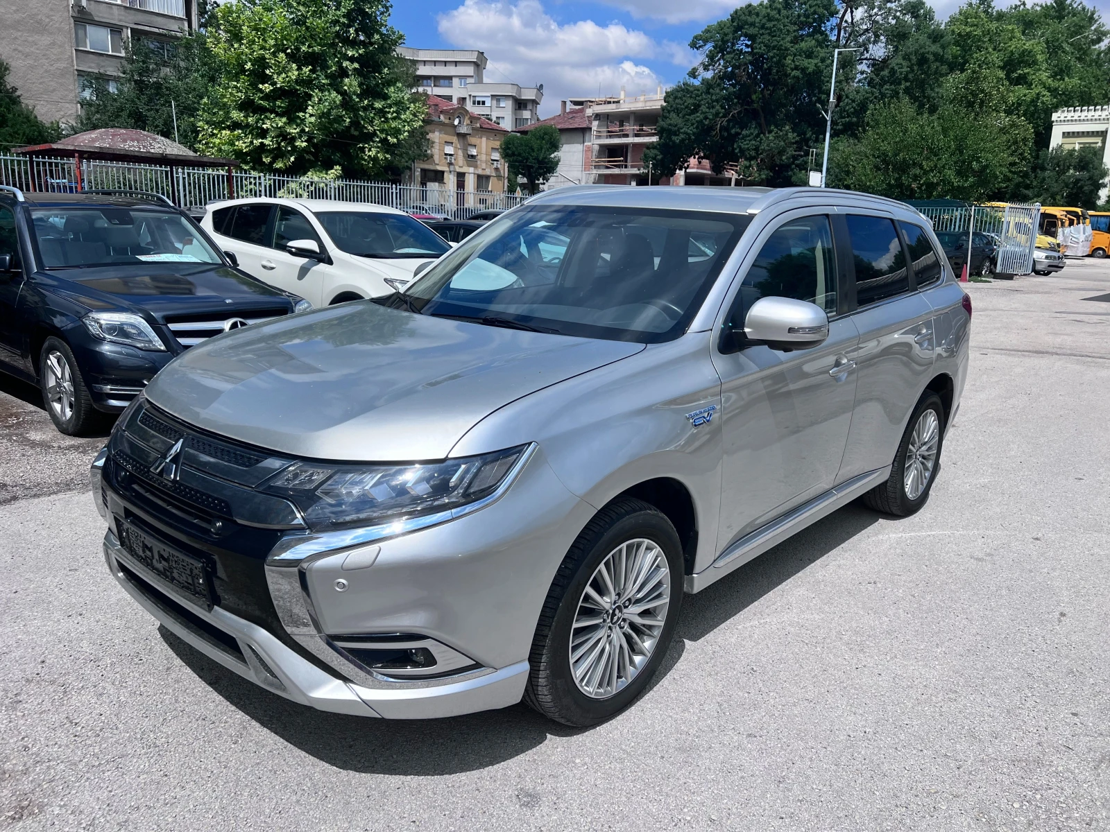 Mitsubishi Outlander 2.4PHEV, ШВЕЙЦАРИЯ - изображение 6