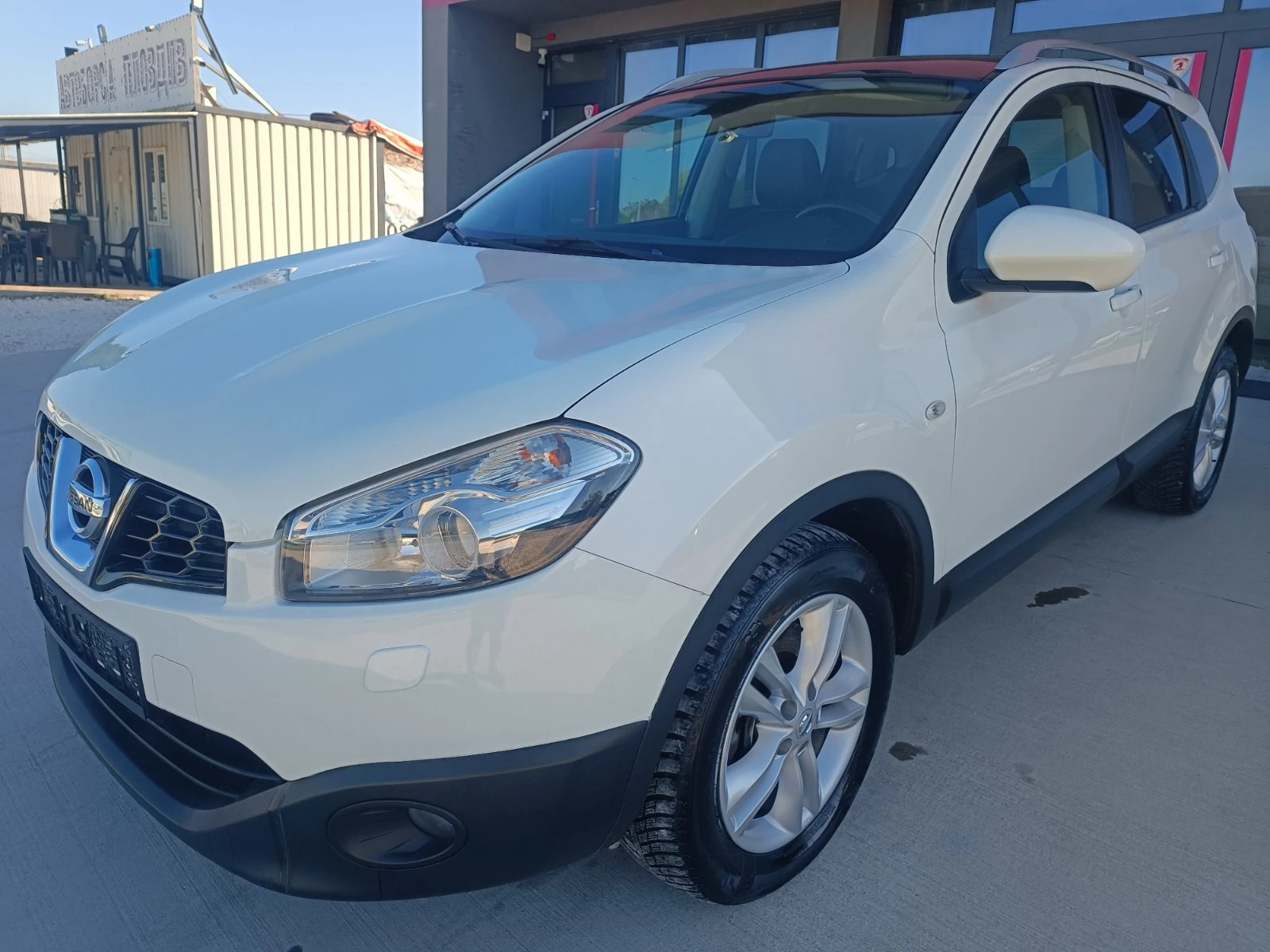 Nissan Qashqai 2.0 DCi - изображение 2