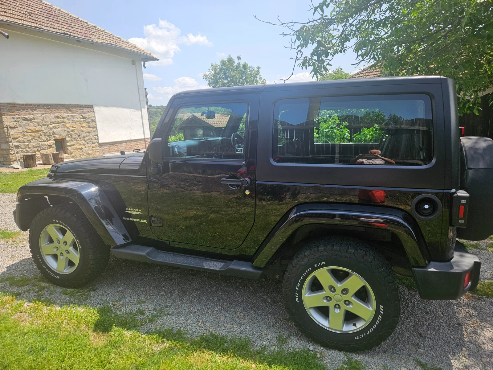 Jeep Wrangler Sahara - изображение 3
