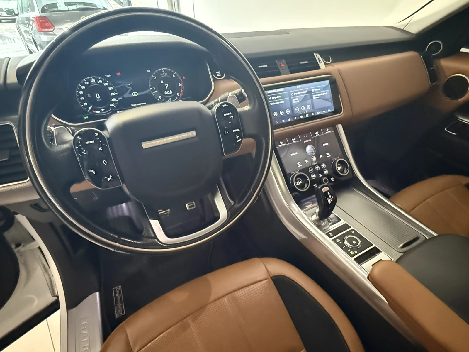 Land Rover Range Rover Sport 3.0d HSE Dynamic, снимка 16 - Автомобили и джипове - 53767166