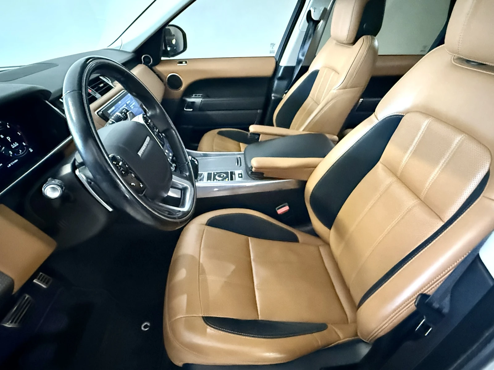 Land Rover Range Rover Sport 3.0d HSE Dynamic, снимка 15 - Автомобили и джипове - 53767166