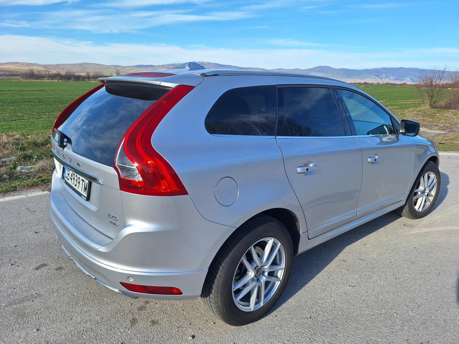 Volvo XC60 2.4 D5, снимка 5 - Автомобили и джипове - 53786700