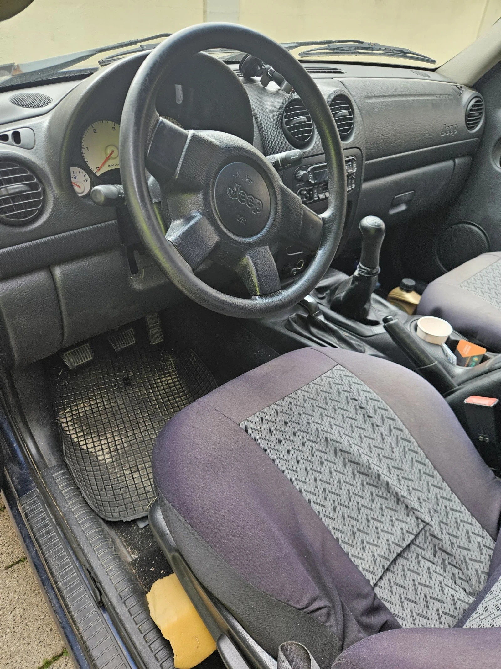 Jeep Cherokee, снимка 5 - Автомобили и джипове - 53807126