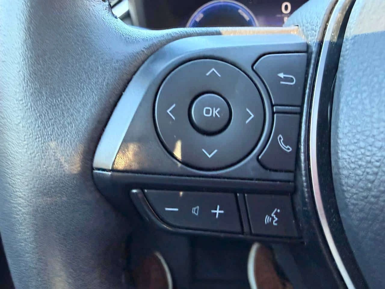 Toyota Rav4 Hybrid XSE  CARFAX | Mobile.bg � ����������� 15