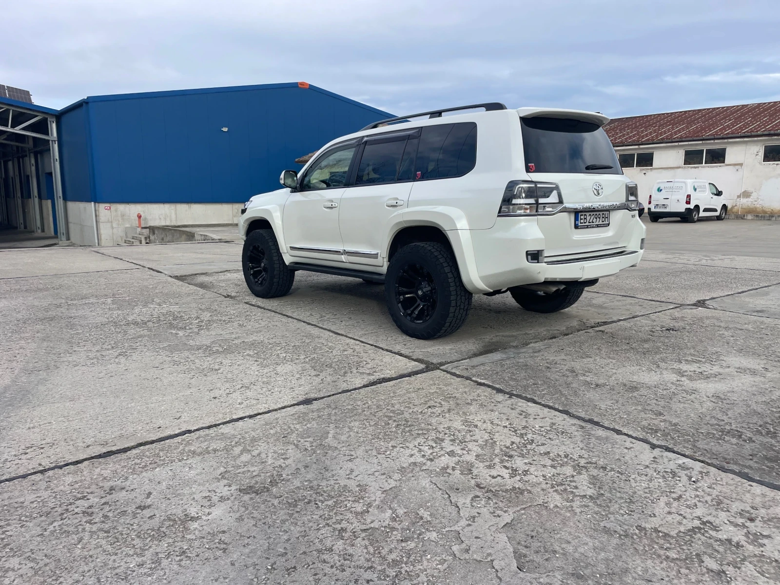 Toyota Land cruiser 200, снимка 6 - Автомобили и джипове - 54289101