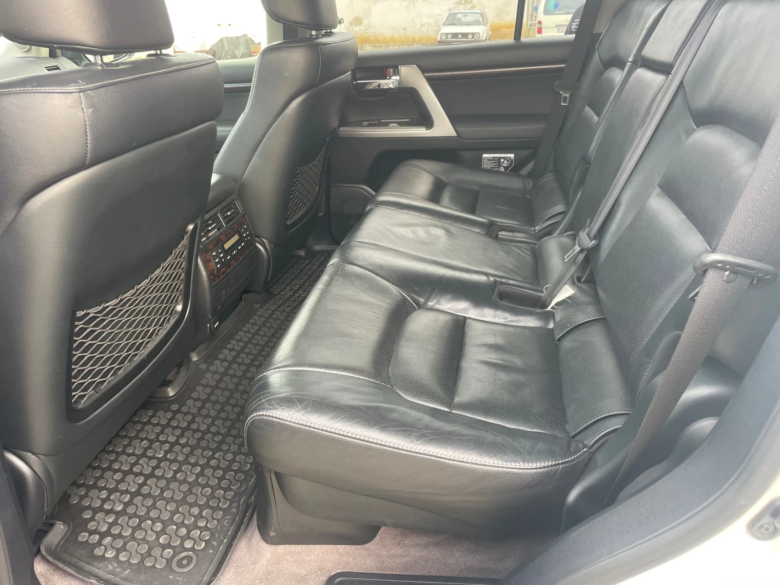 Toyota Land cruiser 200, снимка 8 - Автомобили и джипове - 54289101