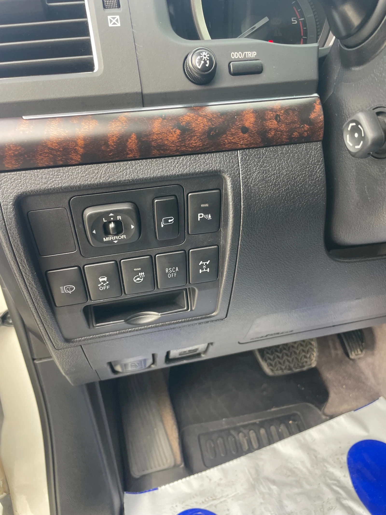 Toyota Land cruiser 200, снимка 7 - Автомобили и джипове - 54289101