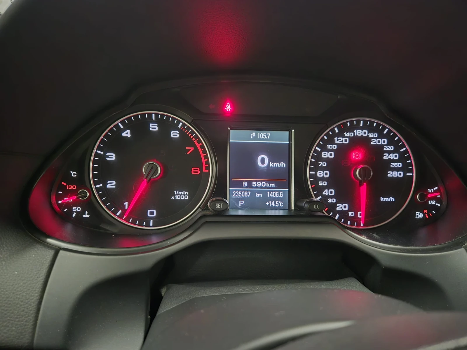Audi Q5 2.0 TFSI Quattro Technik, снимка 6 - Автомобили и джипове - 54383316