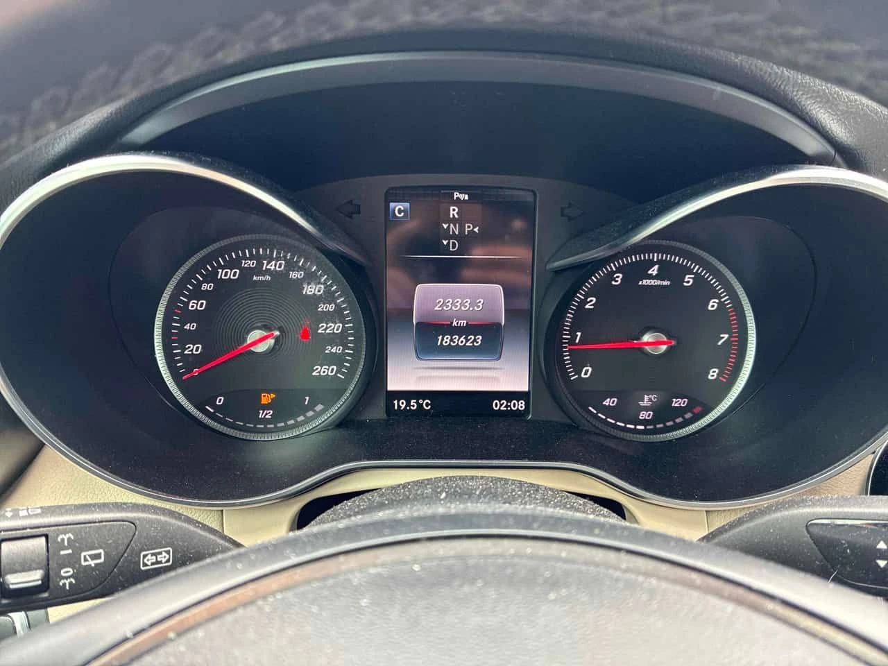 Mercedes-Benz GLC 300 4MATIC * ГЛАВНО ПРЕДСТАВИТЕЛСТВО НА MERCEDES* , снимка 8 - Автомобили и джипове - 54398357