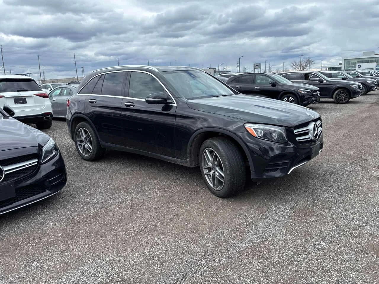 Mercedes-Benz GLC 300 4MATIC * ГЛАВНО ПРЕДСТАВИТЕЛСТВО НА MERCEDES* , снимка 4 - Автомобили и джипове - 54398357
