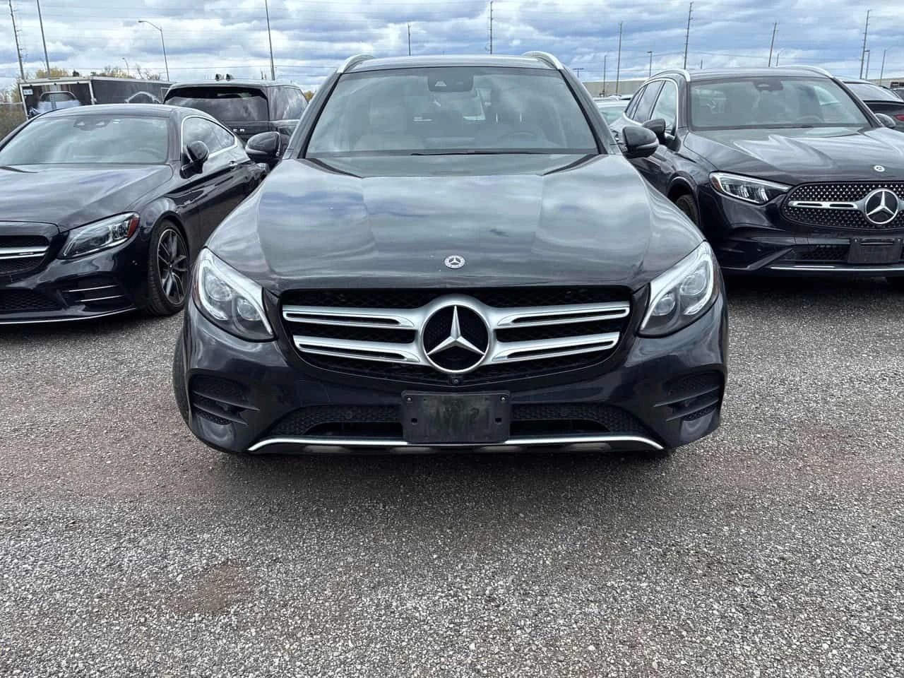 Mercedes-Benz GLC 300 4MATIC * ГЛАВНО ПРЕДСТАВИТЕЛСТВО НА MERCEDES* , снимка 2 - Автомобили и джипове - 54398357