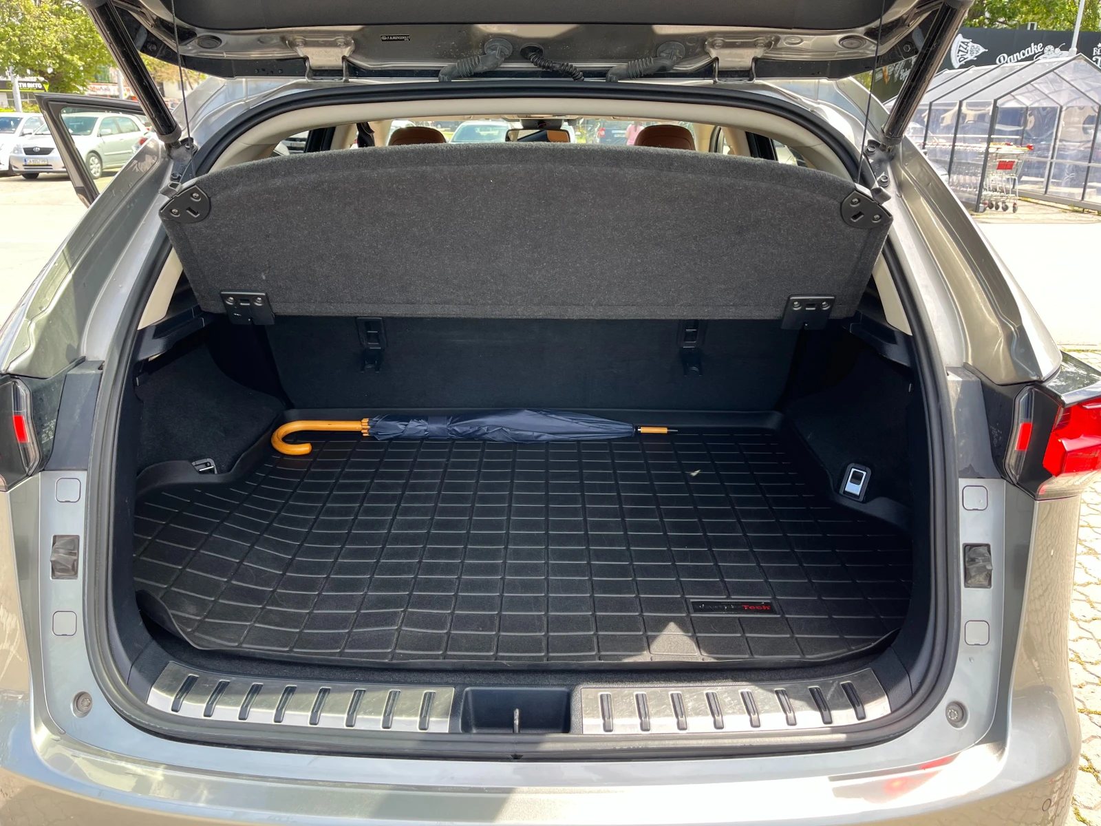 Lexus NX 300h Фейслифт HYBRID, снимка 13 - Автомобили и джипове - 54494021