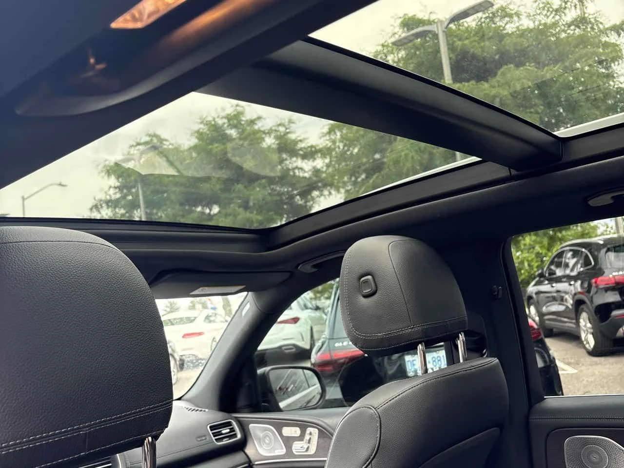 Mercedes-Benz GLE 350  CARFAX * БЕЗ ПЪРВОНАЧАЛНА ВНОСКА, снимка 14 - Автомобили и джипове - 55192406