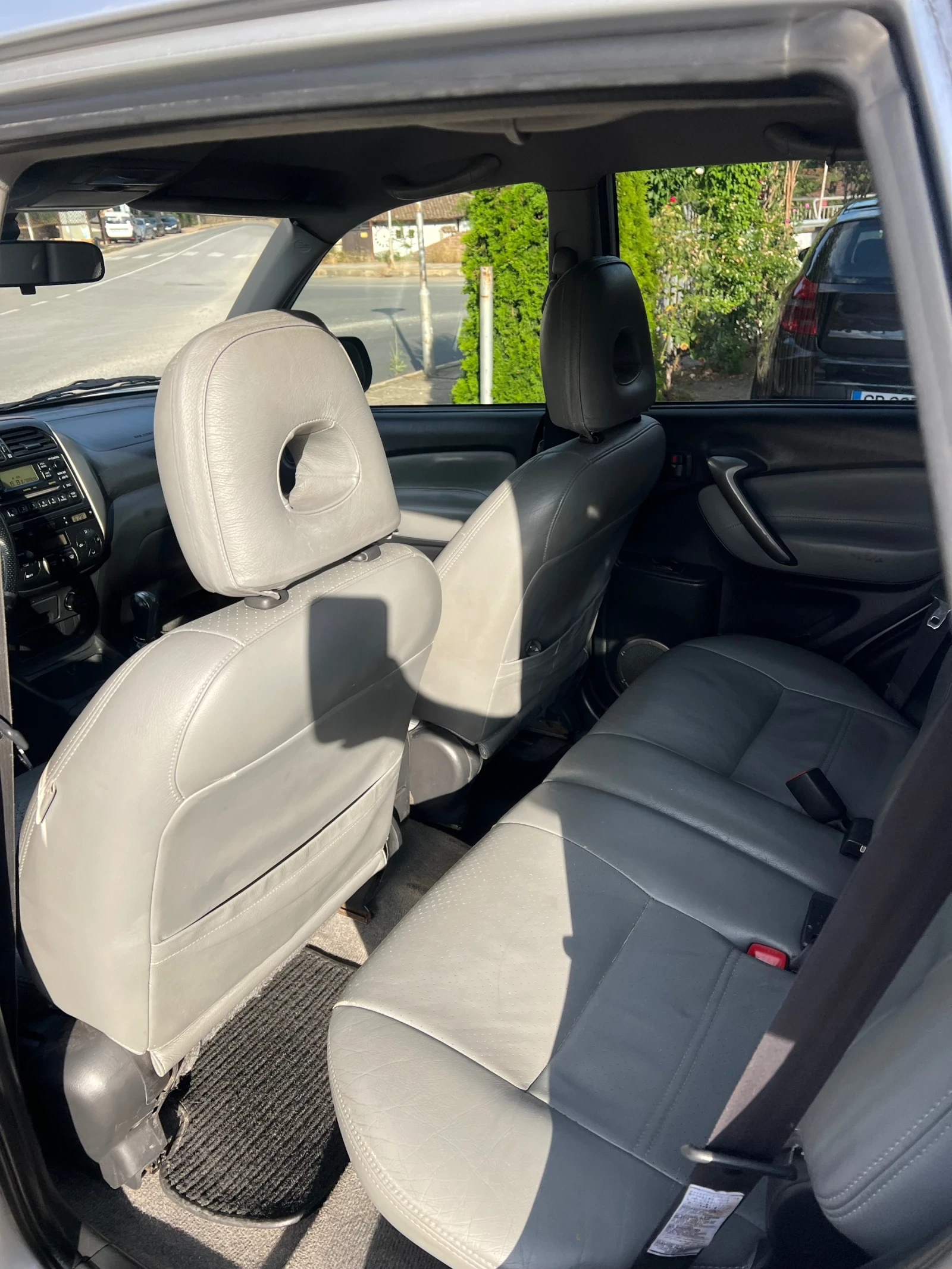 Toyota Rav4, снимка 8 - Автомобили и джипове - 55427981