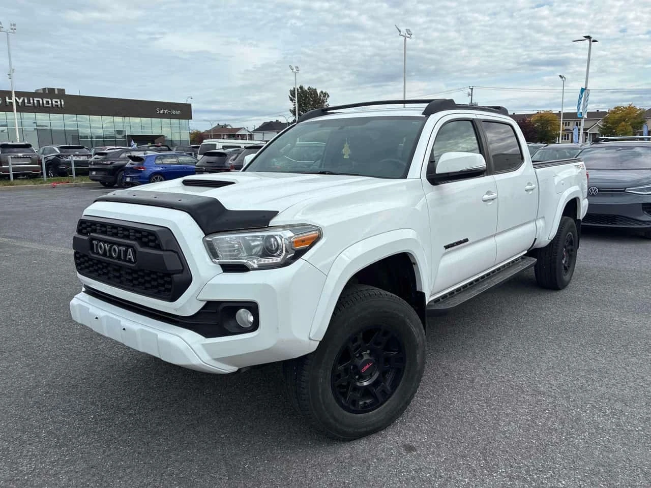 Toyota Tacoma 4WD Double Cab V6 * CARFAX * ФИНАНСИРАНЕ