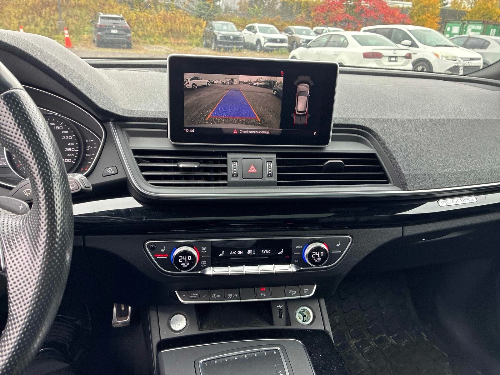 Audi Q5 quattro * �������� * ���������� (���� �� ��) | Mobile.bg � ����������� 9