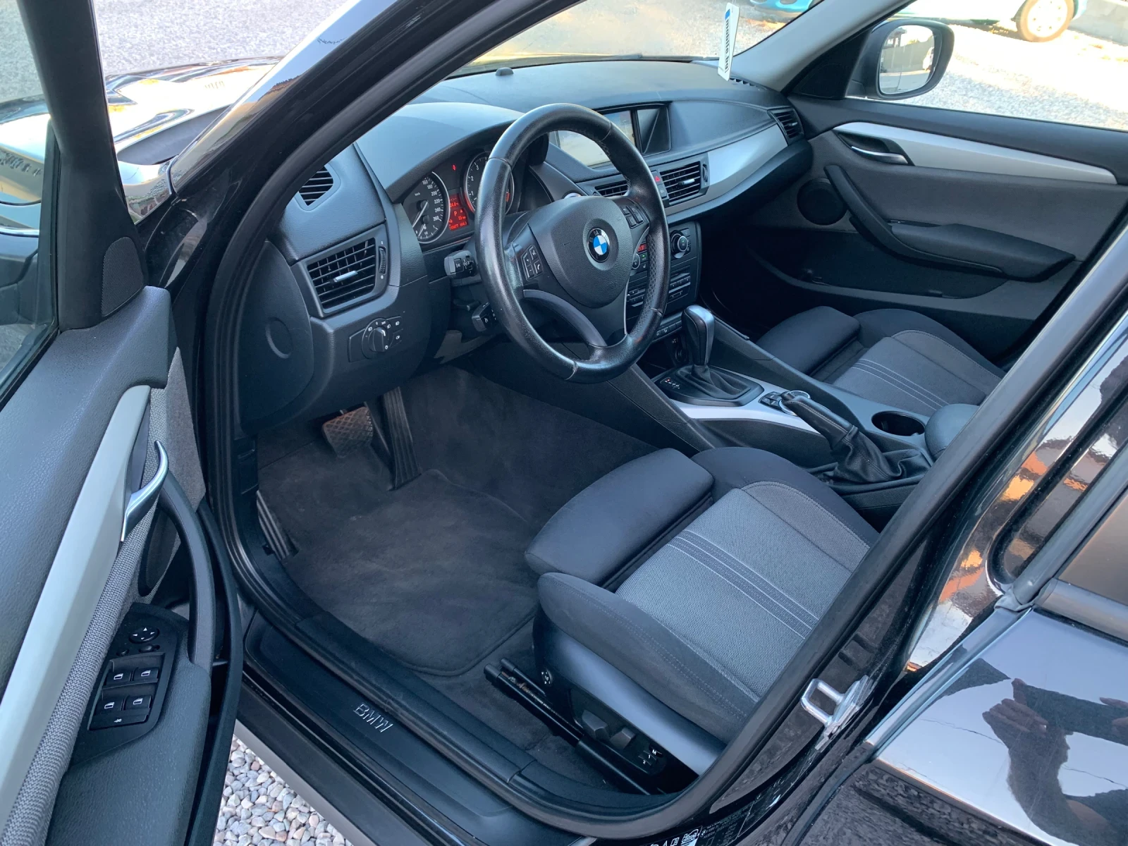 BMW X1 XDRIVE 25 i, снимка 8 - Автомобили и джипове - 56647175