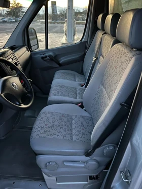 VW Crafter 2.5 TDI 163кс Климатик 149 000 КМ ! 4бр. НОВИ ГУМИ, снимка 13