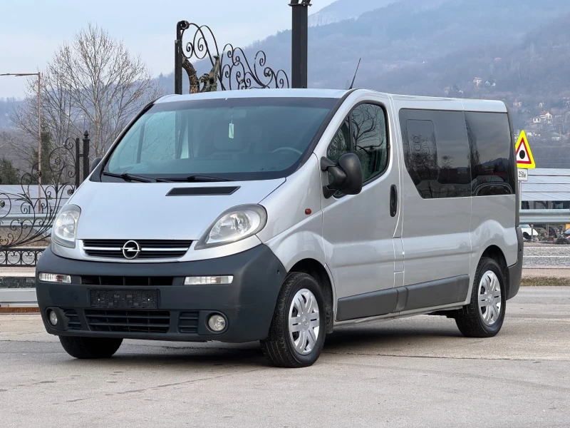 Opel Vivaro 1.9DCI ИТАЛИЯ, снимка 1 - Бусове и автобуси - 49170818