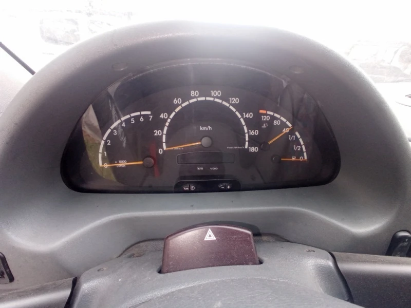 Mercedes-Benz 313, снимка 6 - Бусове и автобуси - 53352142