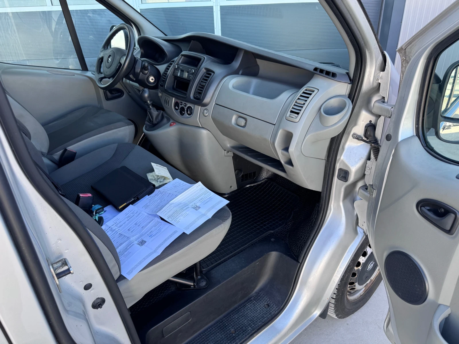 Opel Vivaro EVRO 5 B, снимка 12 - Бусове и автобуси - 53825967