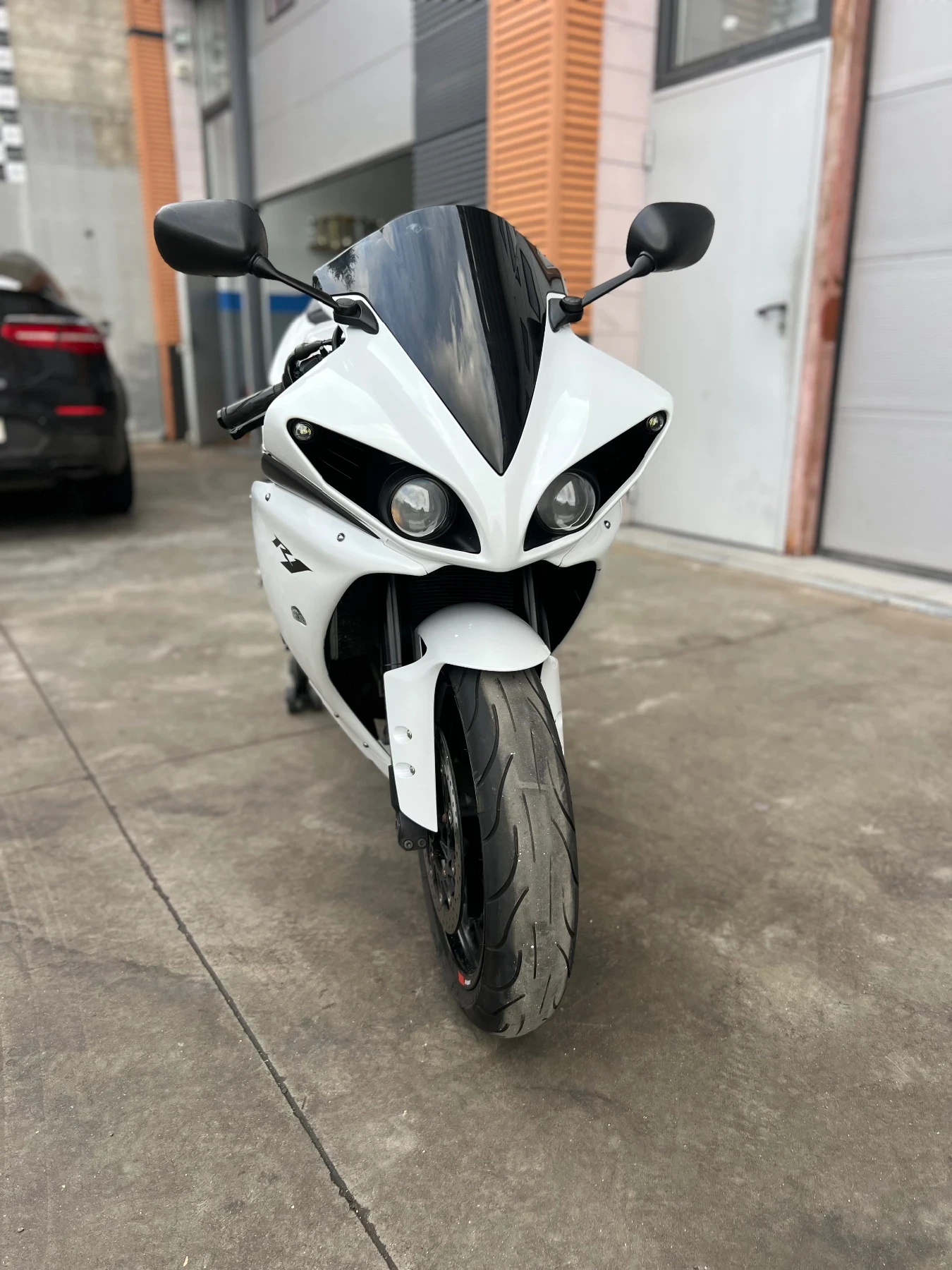 Yamaha YZF-R1 R1 BIG BANG Akrapovic, снимка 13 - Мотоциклети и мототехника - 53999769