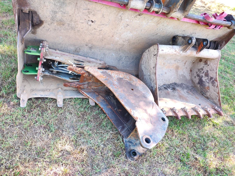 Багер Komatsu WB97S, снимка 7 - Индустриална техника - 51673889