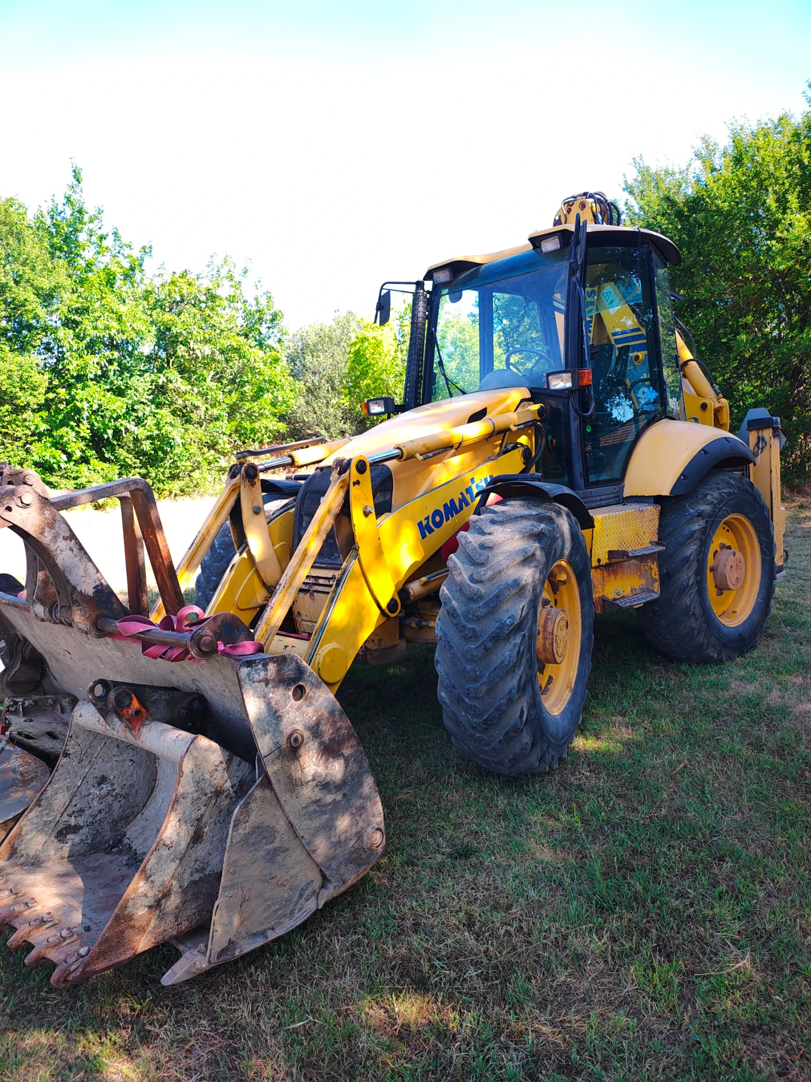  Komatsu WB97S | Mobile.bg   1