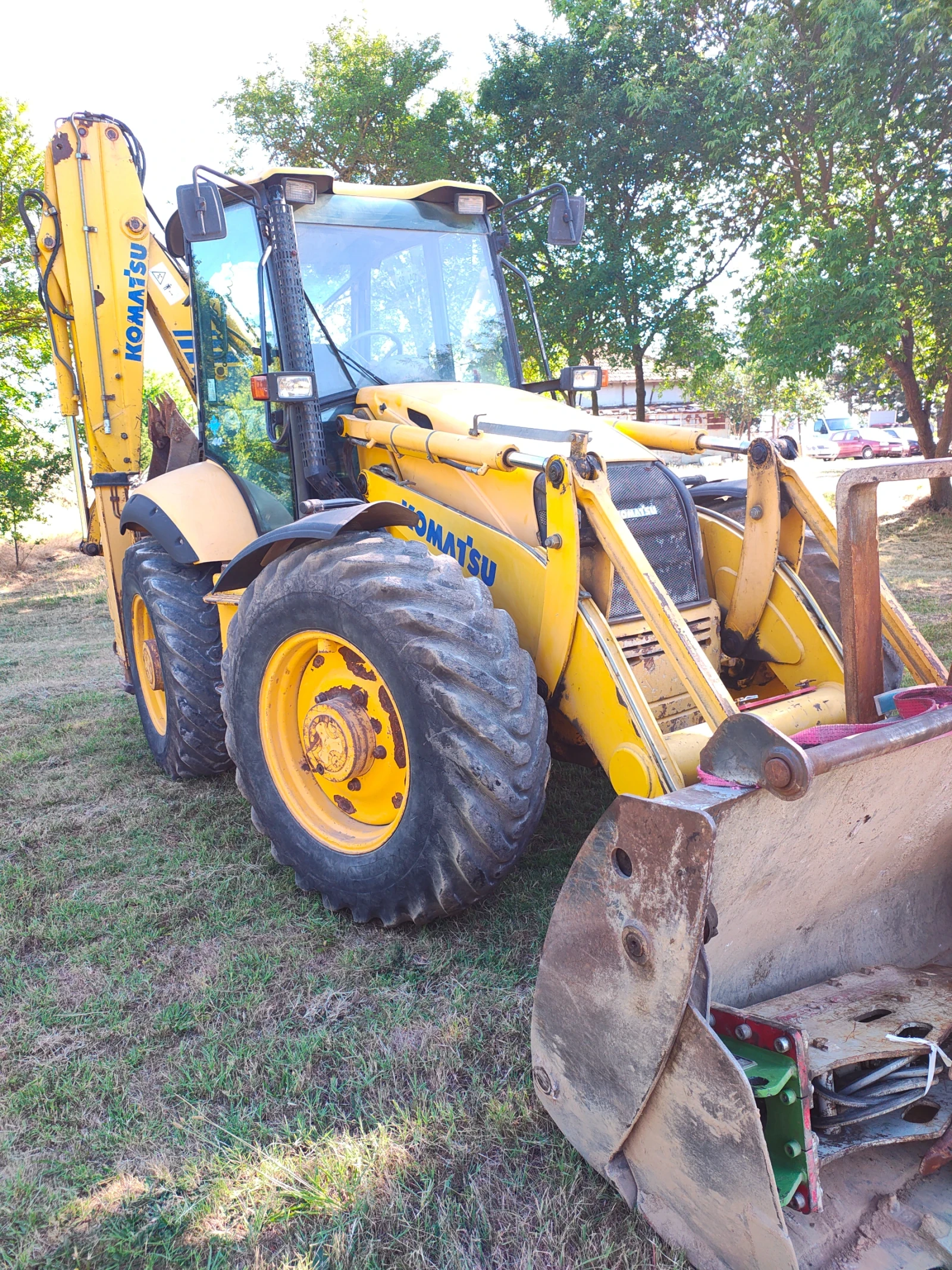 Багер Komatsu WB97S - изображение 2