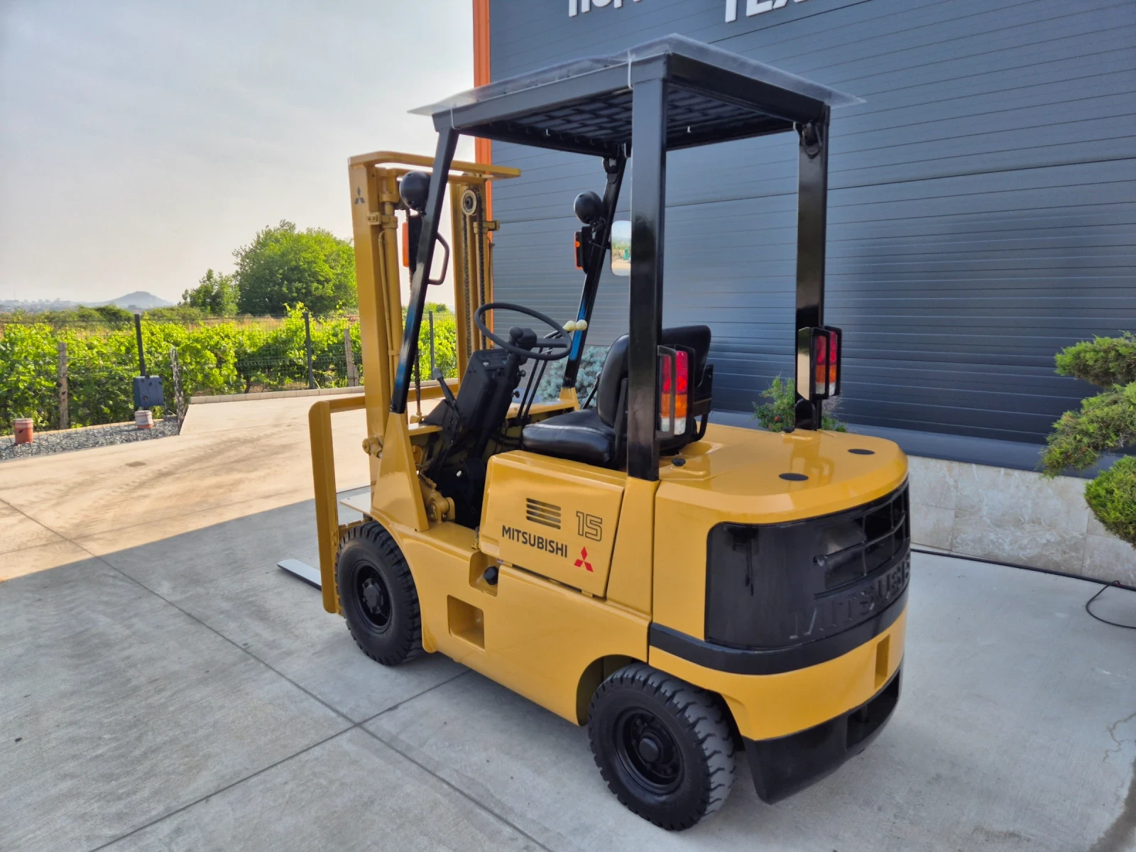  Mitsubishi 1.5  /  /   | Mobile.bg   3