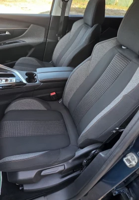 Peugeot 5008 1.2i  Pure Tech Active 131k.с. Гаранция, Автомат., снимка 11