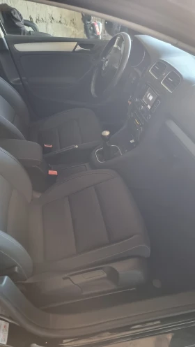 VW Golf 1.6 ТДИ, снимка 5