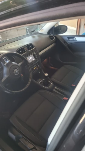 VW Golf 1.6 ТДИ, снимка 11