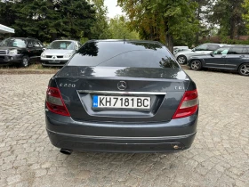 Mercedes-Benz C 220 Avantgarde* NAVI* 170кс* Стария* Мотор, снимка 5