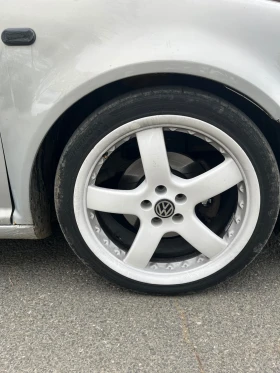 VW Golf - 2400 € / 4693.99 лв. - 89005122 4