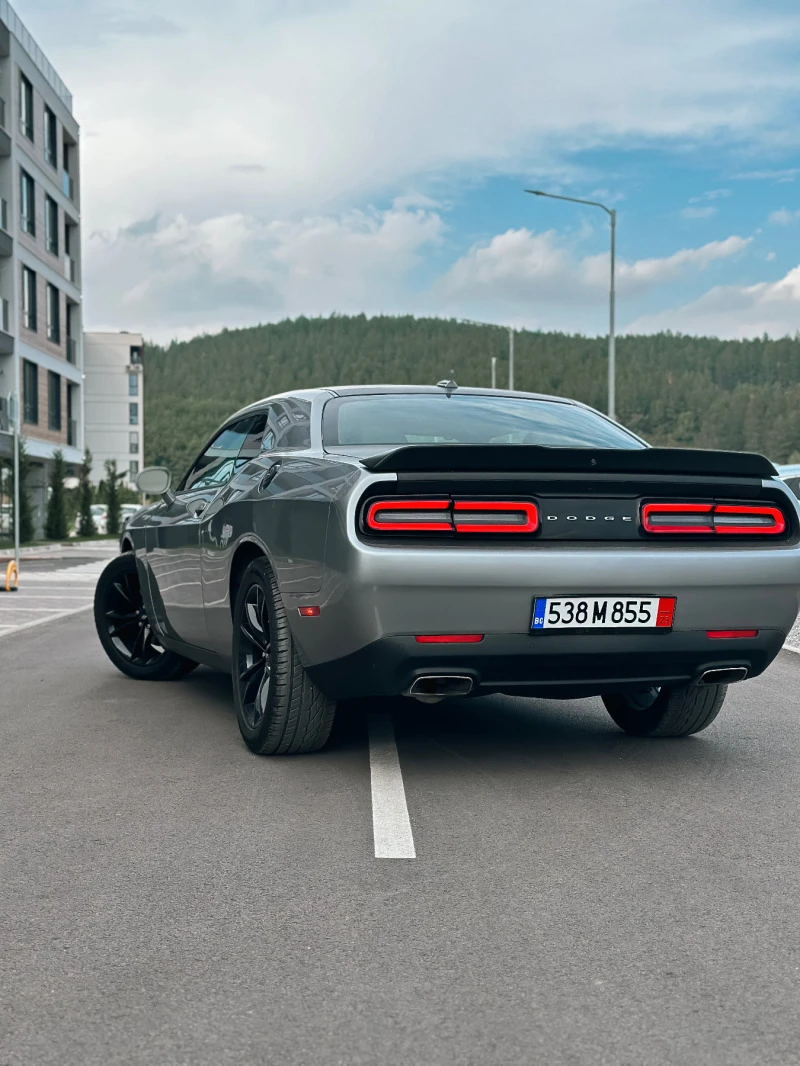 Dodge Challenger Sxt Plus, снимка 6 - Автомобили и джипове - 45900578