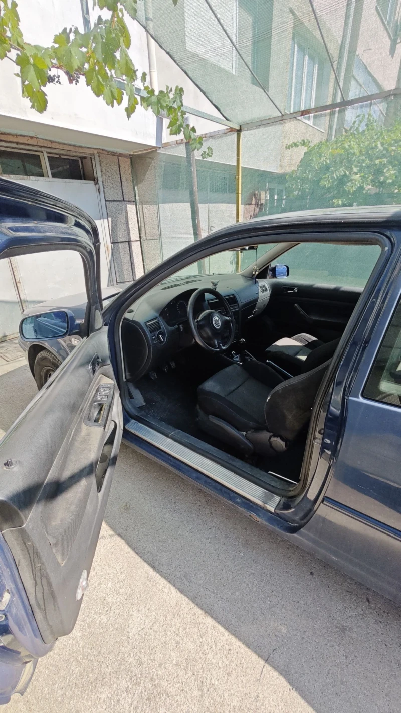 VW Golf 1.9 TDI ARL, снимка 5 - Автомобили и джипове - 47014483