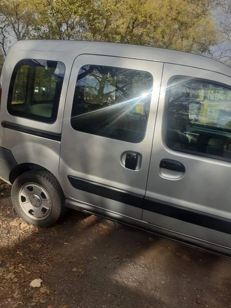 Renault Kangoo, снимка 5 - Автомобили и джипове - 48104359