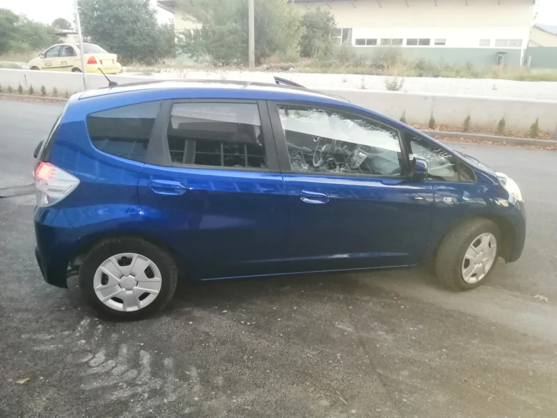 Honda Jazz, снимка 8 - Автомобили и джипове - 49441807