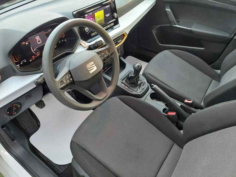 Seat Ibiza 25000 km, снимка 13 - Автомобили и джипове - 52401128