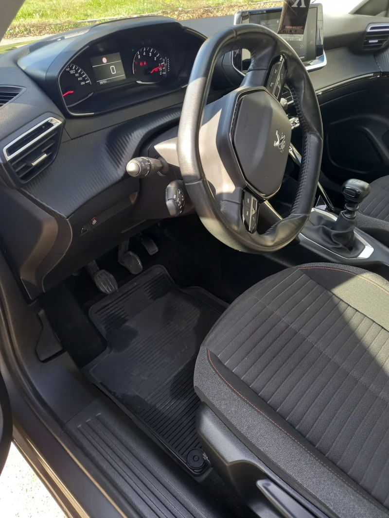 Peugeot 2008, снимка 2 - Автомобили и джипове - 52547005