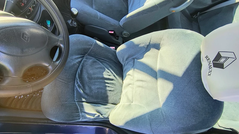Renault Scenic, снимка 9 - Автомобили и джипове - 52929152