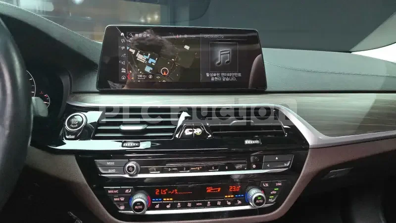 BMW 530 i xDrive | HEAD-UP| ���������| DISTRONC| ��������� | Mobile.bg � ����������� 12